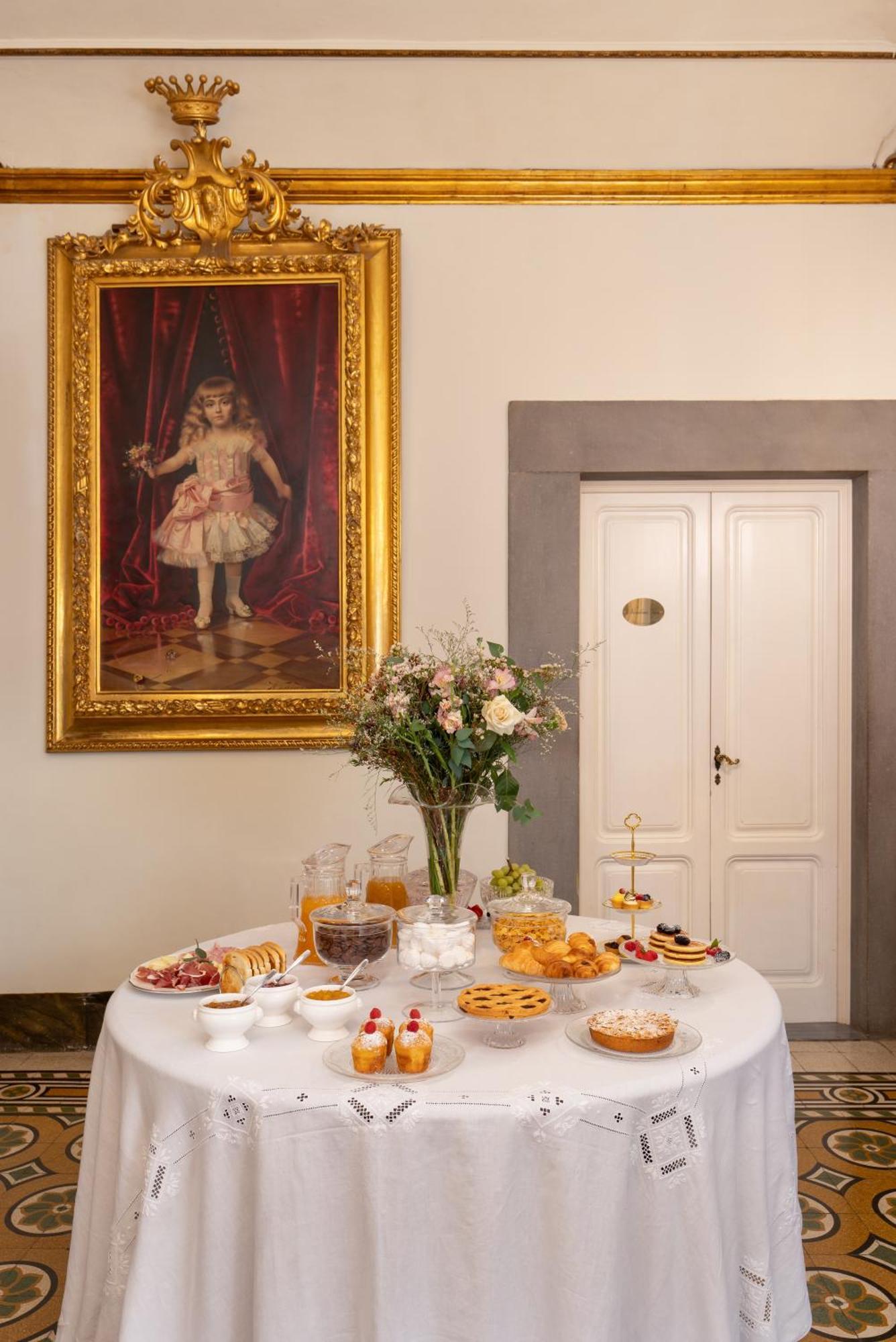 Piazza Pitti Palace - Residenza D'Epoca Florence Extérieur photo